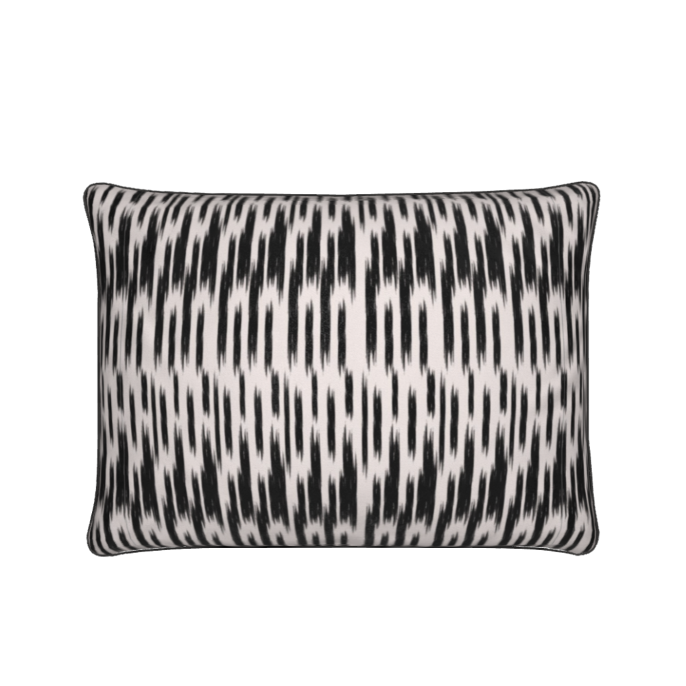 ASPEN Cushion Black and Beige Snowflake
