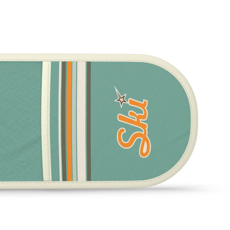Chalet Ski Themed Double Oven Glove