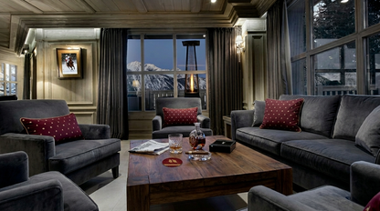 Snow Polo – Chalet-Kissen in Burgunderrot und Gold